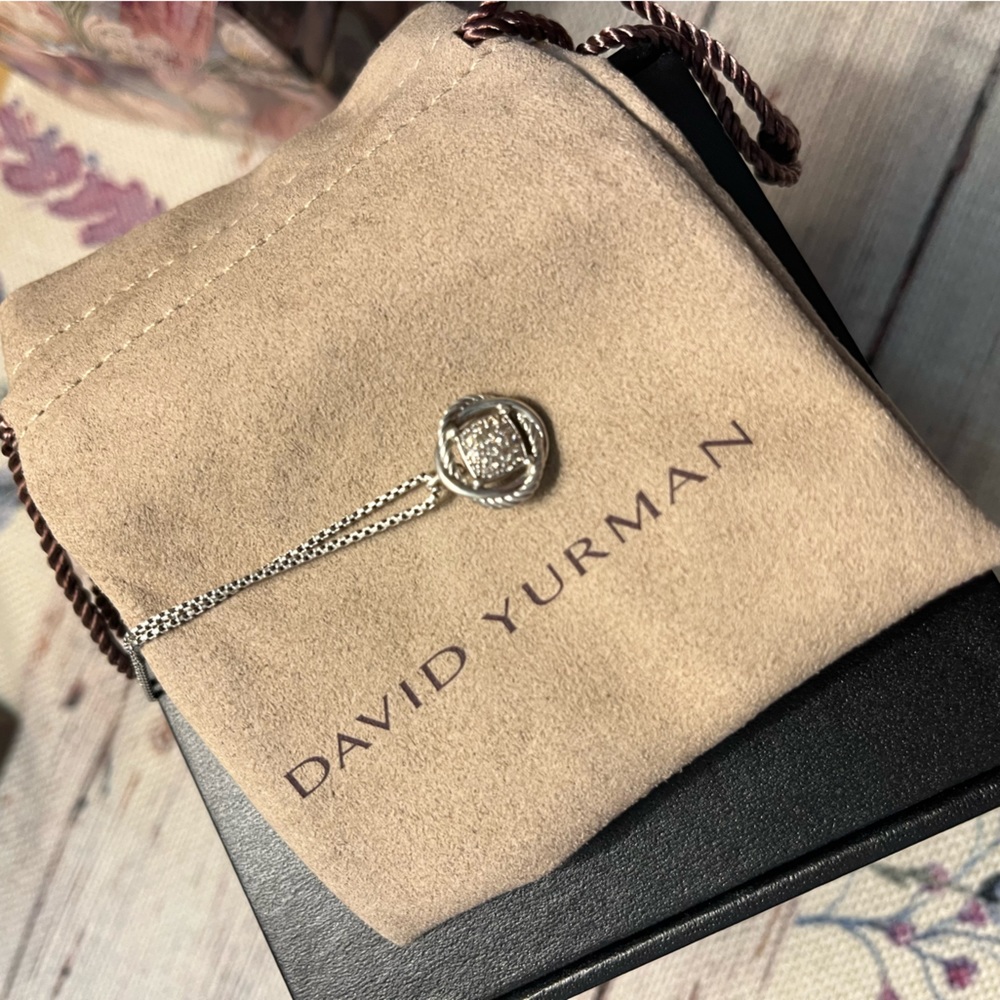 David Yurman Diamond pendant necklace